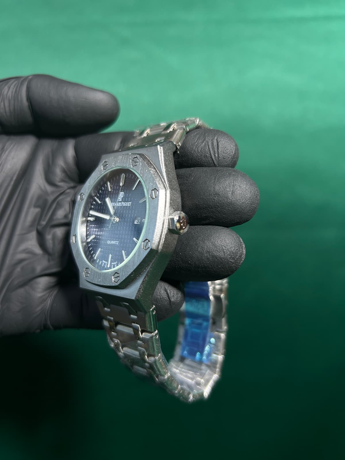 AP Royal Grid Blue Dial 2