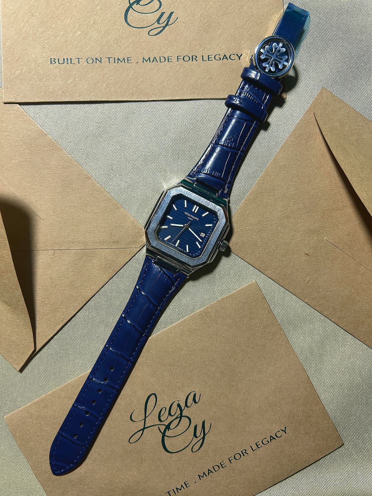 Nautilus Royal Blue Octagon