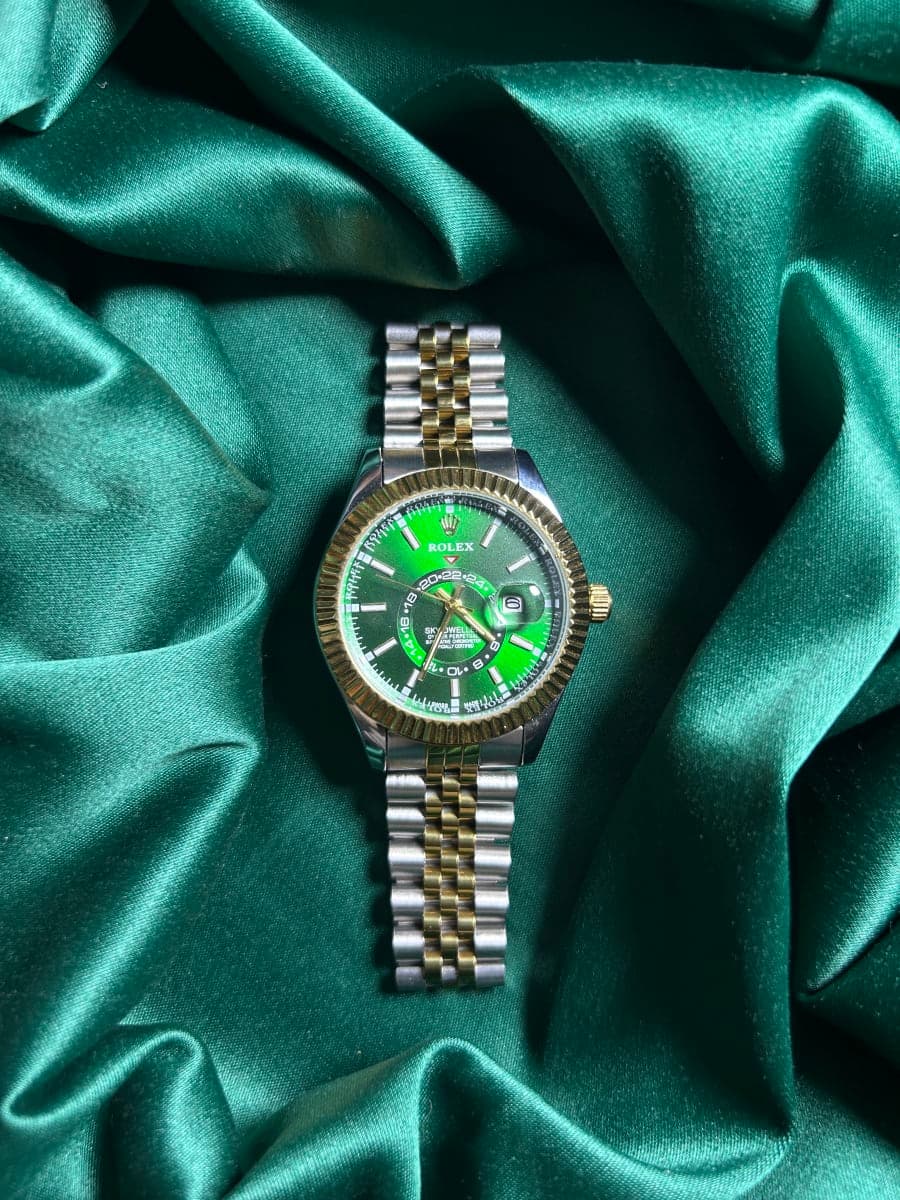 Rolex Sky Dweller Green&Gold 1